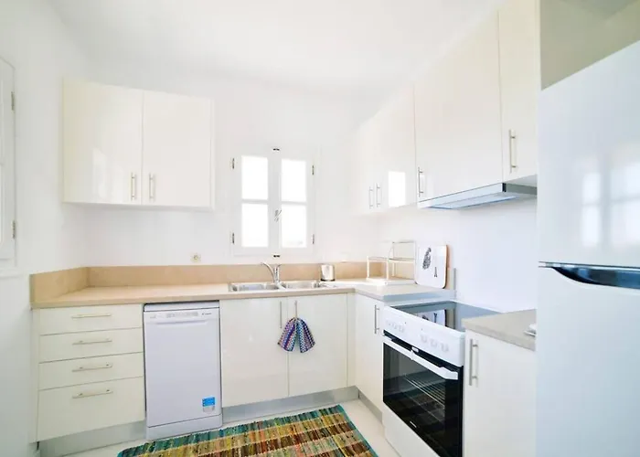 Coral With 4 Bedrooms In Paros * Santa Maria (Paros)