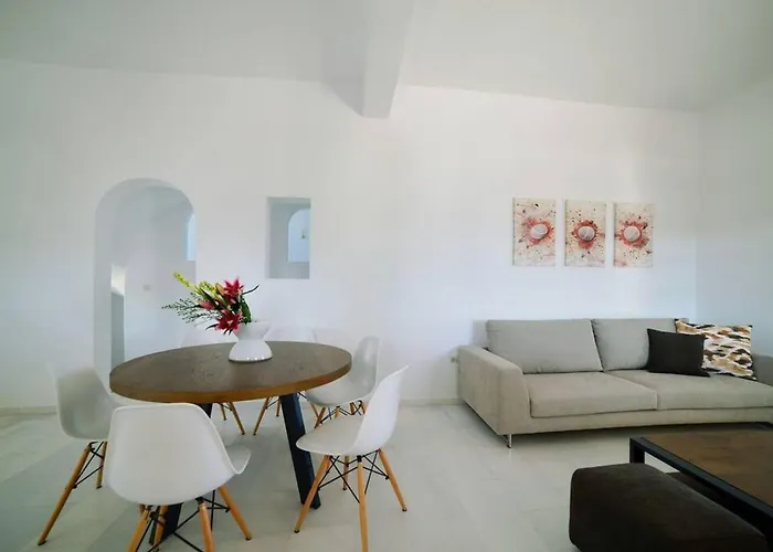 Coral With 4 Bedrooms In Paros Holiday home Santa Maria (Paros)